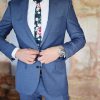 ユニクロのスーツってどう？普通に会社用のスーツとして使えるの？